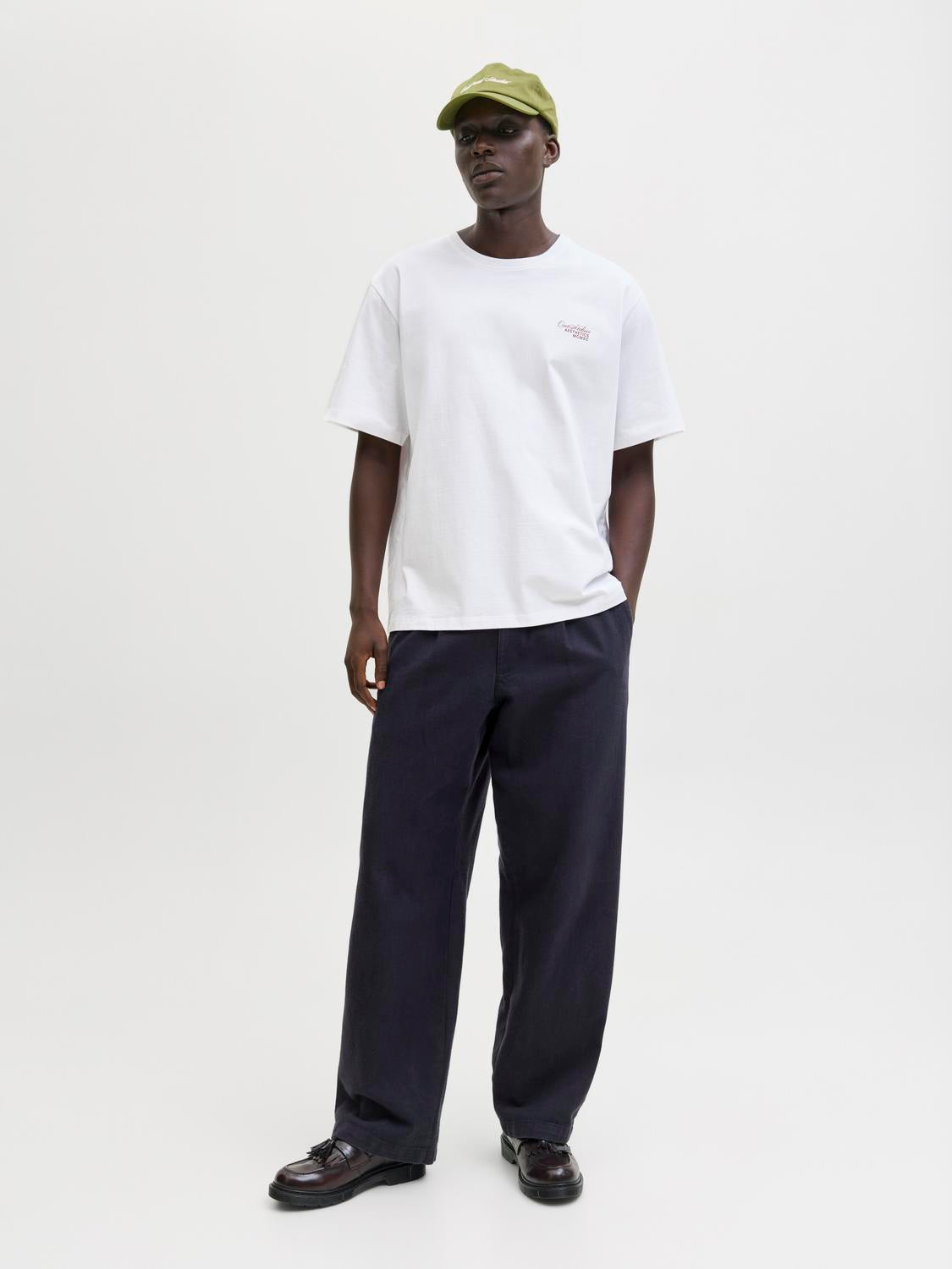 model_shot-front_full